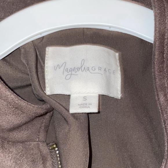 Vegan Suede jacket by Magnolia Grace - Picture 4 of 4